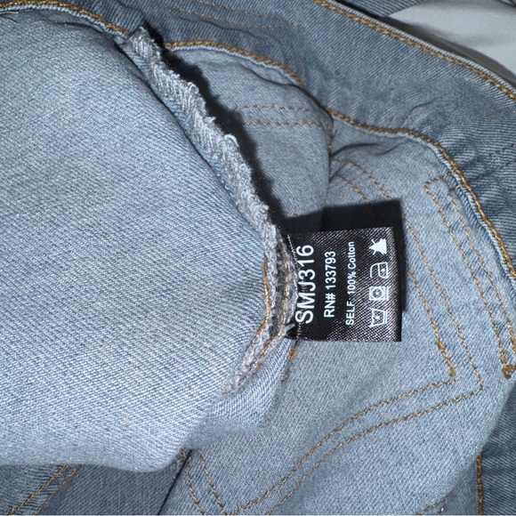 Patchwork Denim and Lace Jacket Distressed Boho Denim Shacket Mixed Floral Lace - Picture 17 of 17